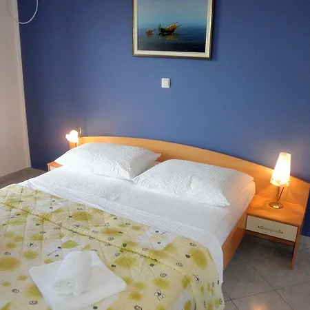 Matija Apartment Rab Town